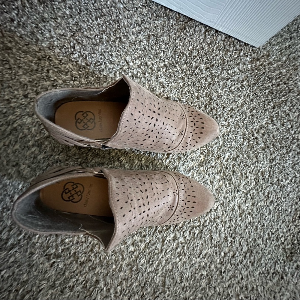 Daisy Fuentes Taupe Perforated Ankle Booties